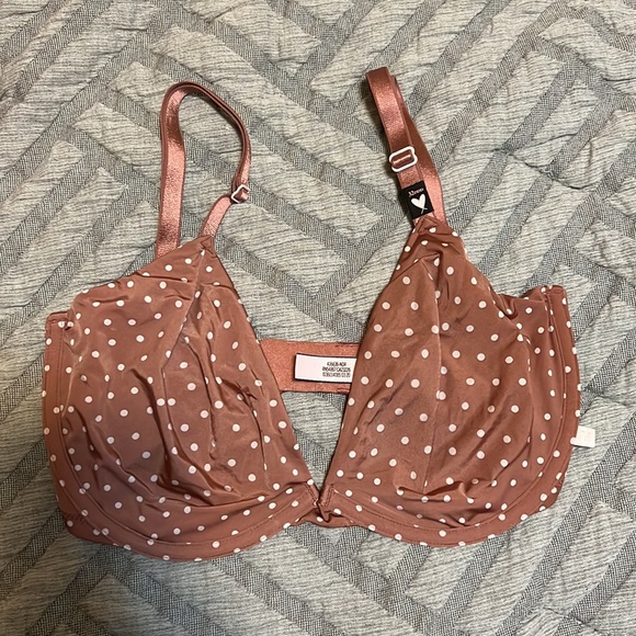 Victoria’s Secret Sexy Tee Unlined Demi Bra - Picture 3 of 4